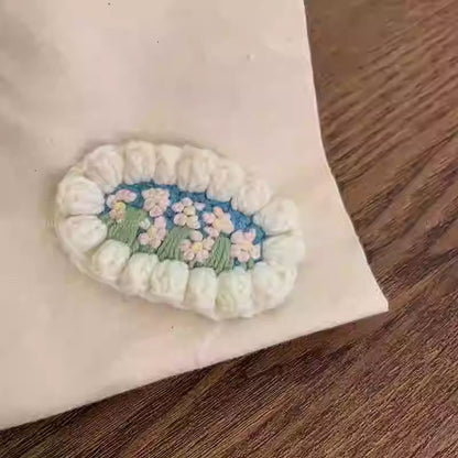 櫻桃卡通刺繡編織髮夾－橢圓鬱金香髮夾款細節｜https://igowo.tw/