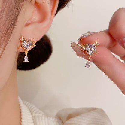 S925鋯石愛心耳釘－商品主圖｜https://igowo.tw/