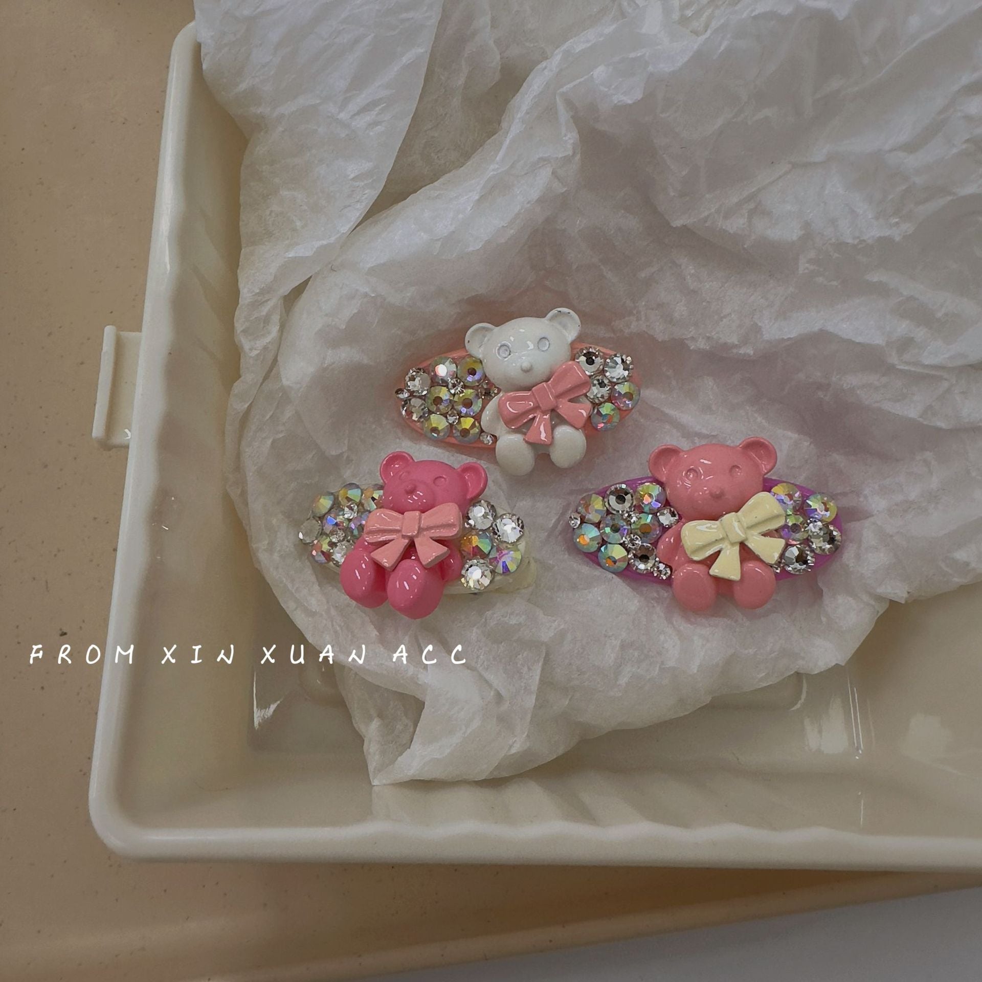 彩色鋯石金屬鑲鑽髮夾－商品主圖｜https://igowo.tw/