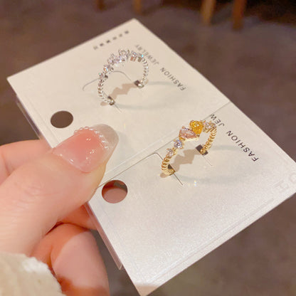 撞色愛心鑲鑽戒指－商品主圖｜https://igowo.tw/