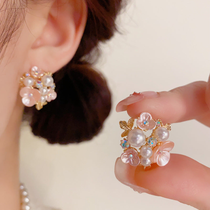 花朵圓形耳釘－商品主圖｜https://igowo.tw/