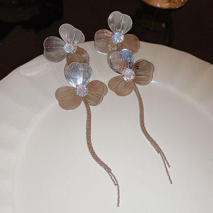金屬樹葉花朵立體耳釘－44#銀針-金色款細節35｜https://igowo.tw/