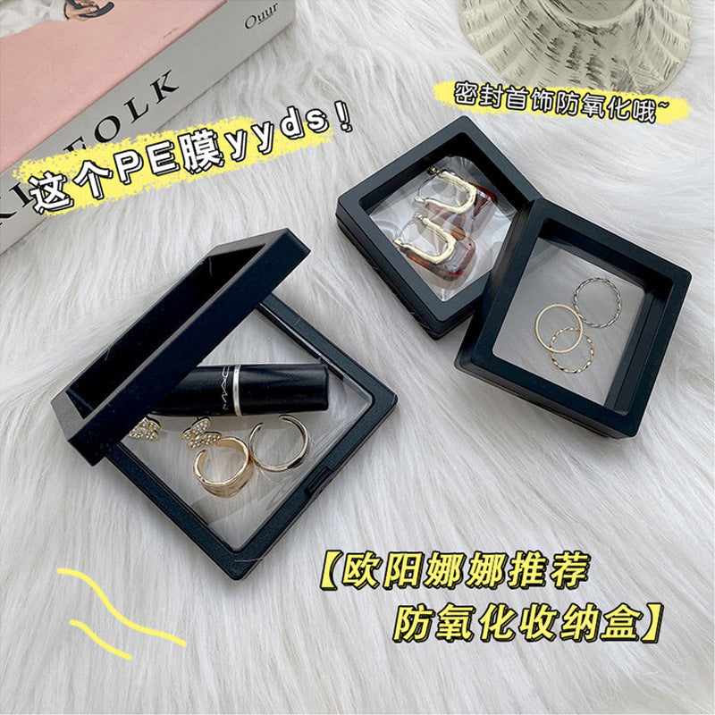 透明小巧耳環－商品主圖｜https://igowo.tw/