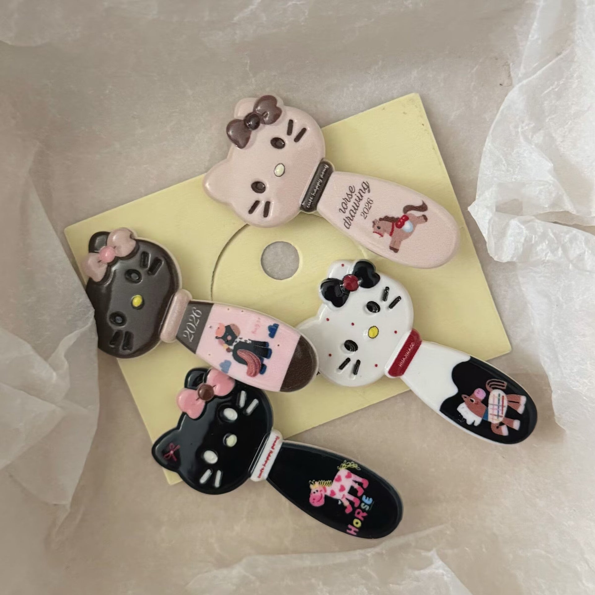 棕色貓咪小馬髮夾－商品主圖｜https://igowo.tw/