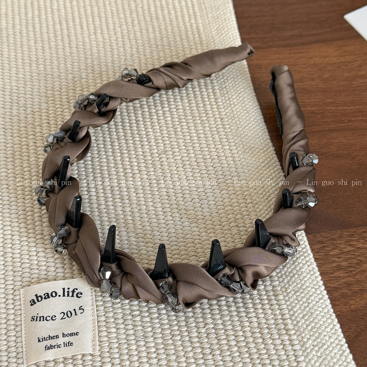 鏈條纏繞鑲鑽髮箍