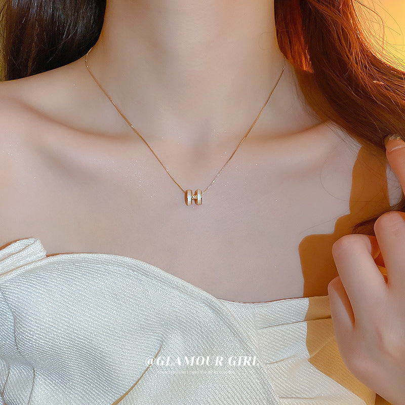 金色鋯石字母電鍍項鍊－項鍊-金色（無鋯石）款細節｜https://igowo.tw/