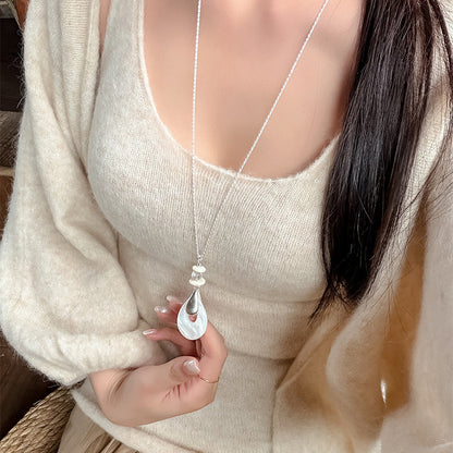 樹脂橢圓墜飾復古項鍊－項鍊-銀色-咖色款細節｜https://igowo.tw/