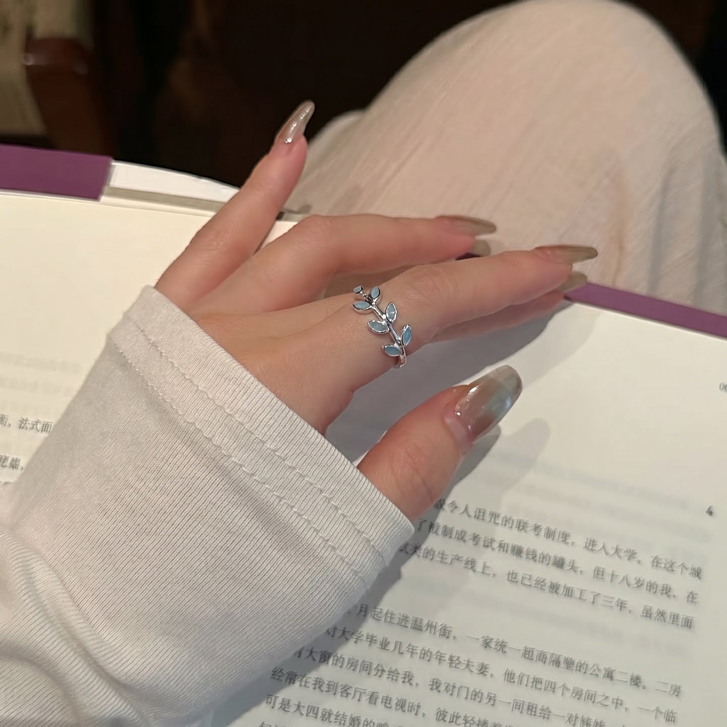 琺瑯扭紋雙層多層戒指－紫色款細節1｜https://igowo.tw/