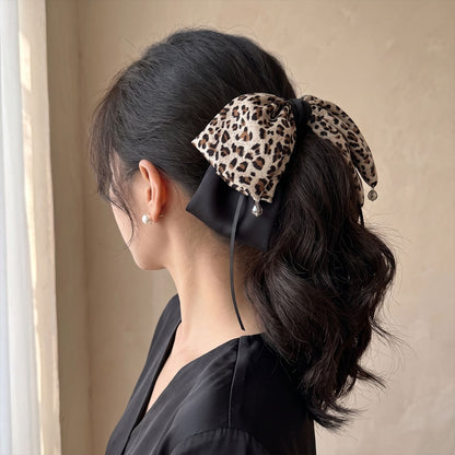 豹紋蝴蝶結復古鯊魚夾－商品主圖｜https://igowo.tw/