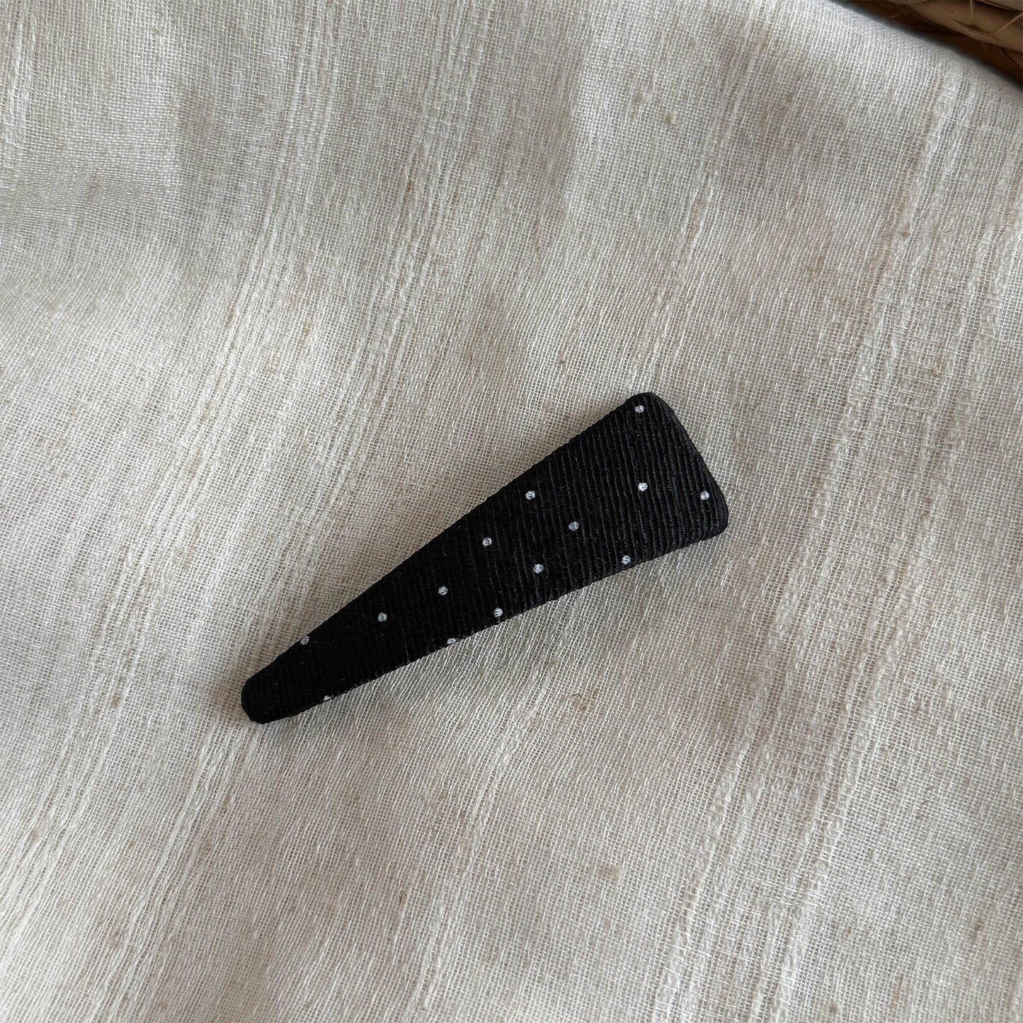 布面波點髮夾