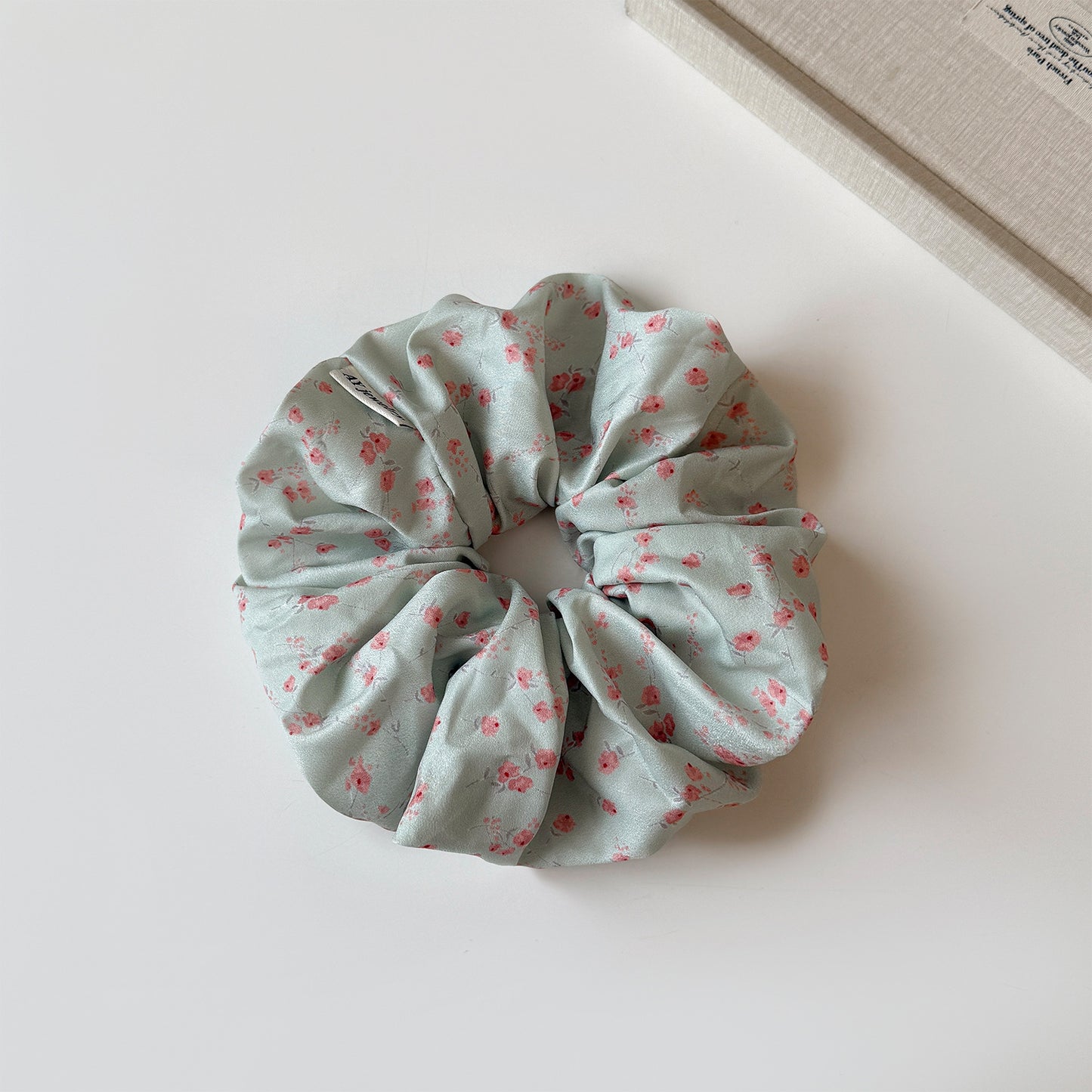 碎花大腸圈簡約髮圈－藍色窄版髮箍款細節｜https://igowo.tw/