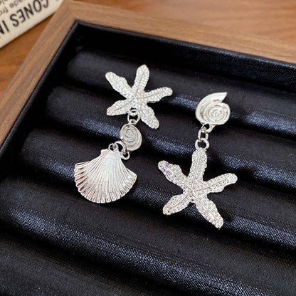 金色銀針花朵圓形耳環－細節特寫27｜https://igowo.tw/