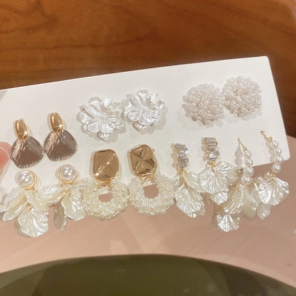 珍珠銀針花朵方形耳環－細節特寫5｜https://igowo.tw/
