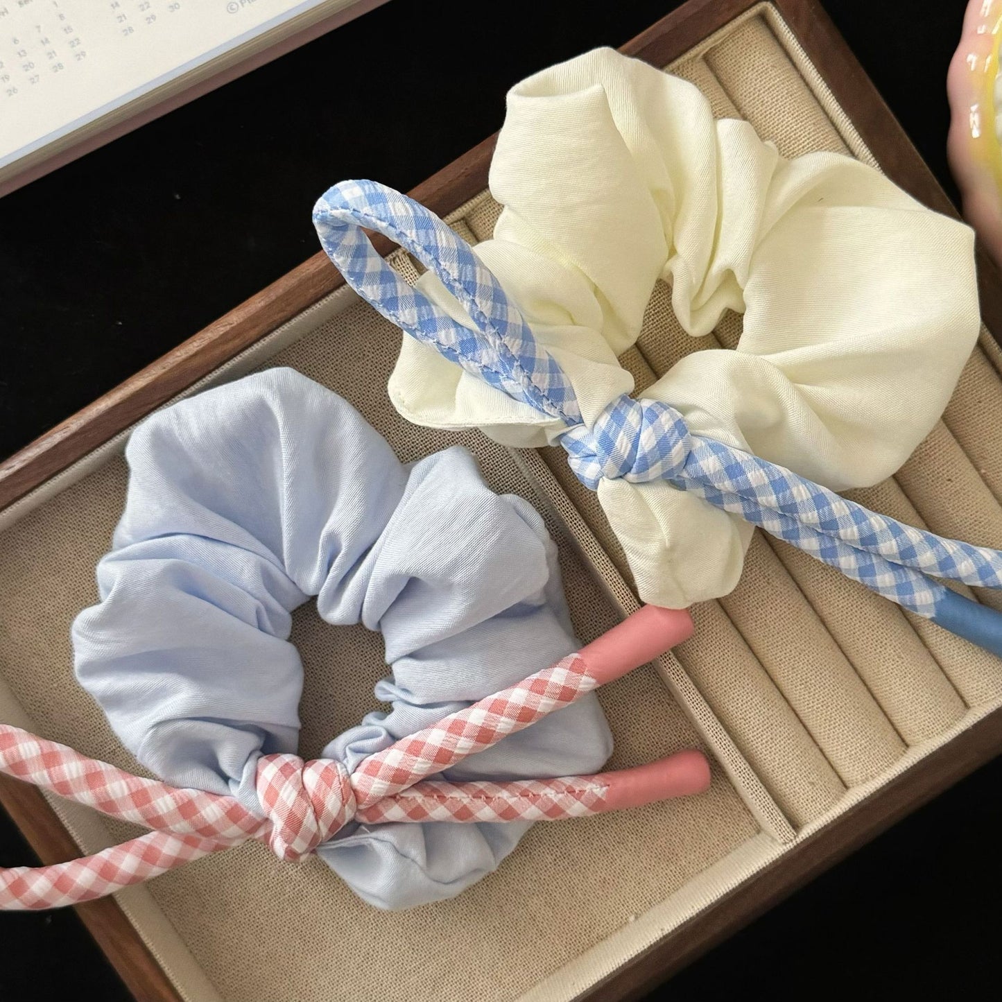 領結大腸圈簡約髮圈－商品主圖｜https://igowo.tw/