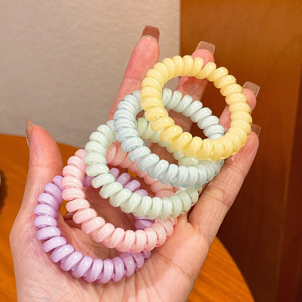 繽紛彈力繩簡約髮圈－商品主圖｜https://igowo.tw/