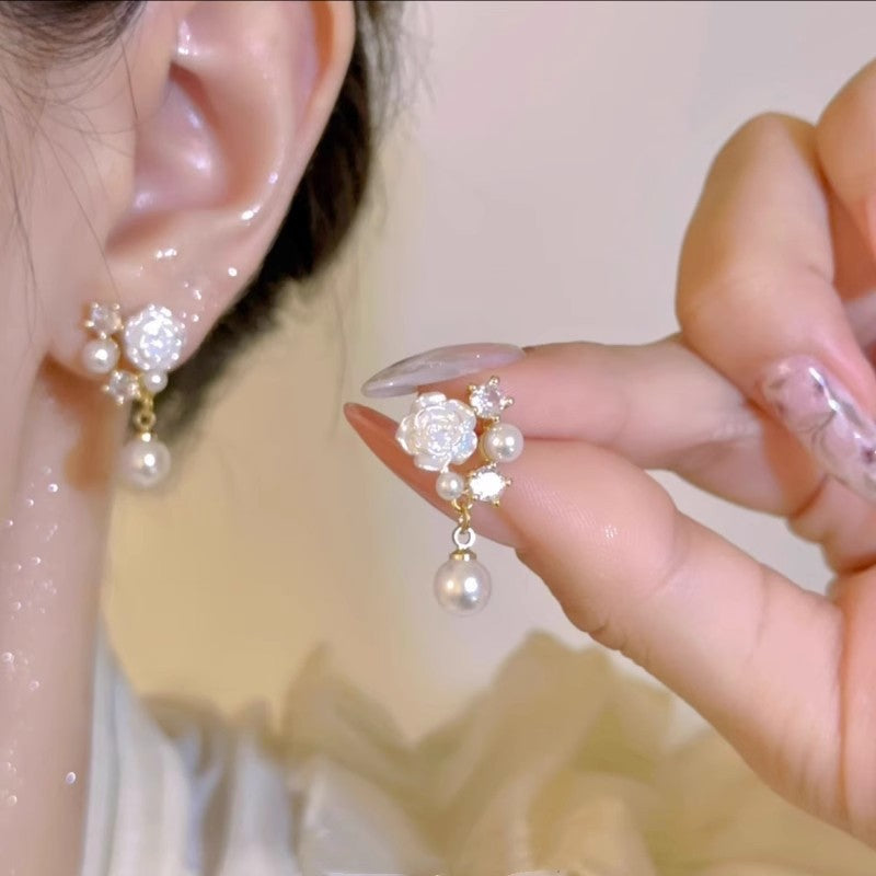 氛圍感彩色花朵耳環