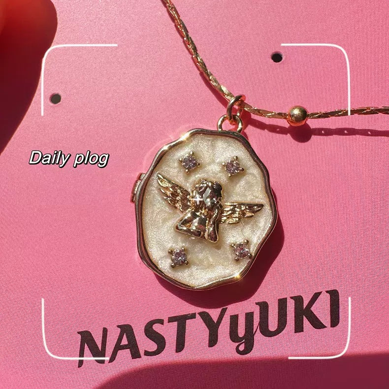 珍珠天使貝殼鑲鑽項鍊－商品主圖｜https://igowo.tw/