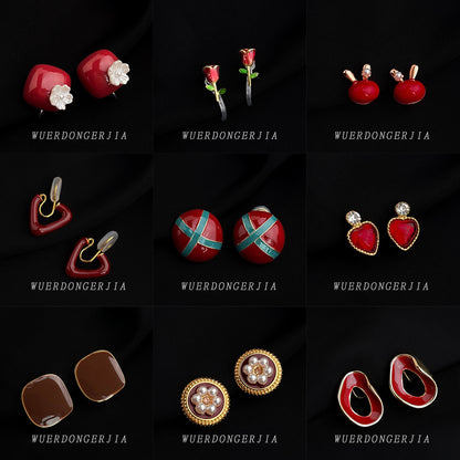 紅色琺瑯復古耳夾－商品主圖｜https://igowo.tw/
