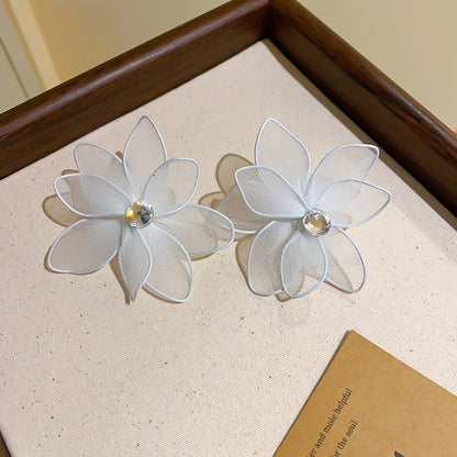 鋯石銀針花朵耳釘