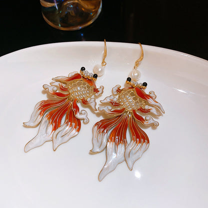 珍珠金屬花朵流蘇耳環－細節特寫4｜https://igowo.tw/