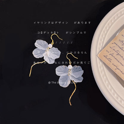壓克力花朵流蘇耳環－商品主圖｜https://igowo.tw/
