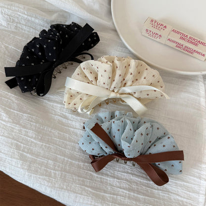 網紗波點蝴蝶結髮夾－藍色愛心香蕉夾款細節｜https://igowo.tw/
