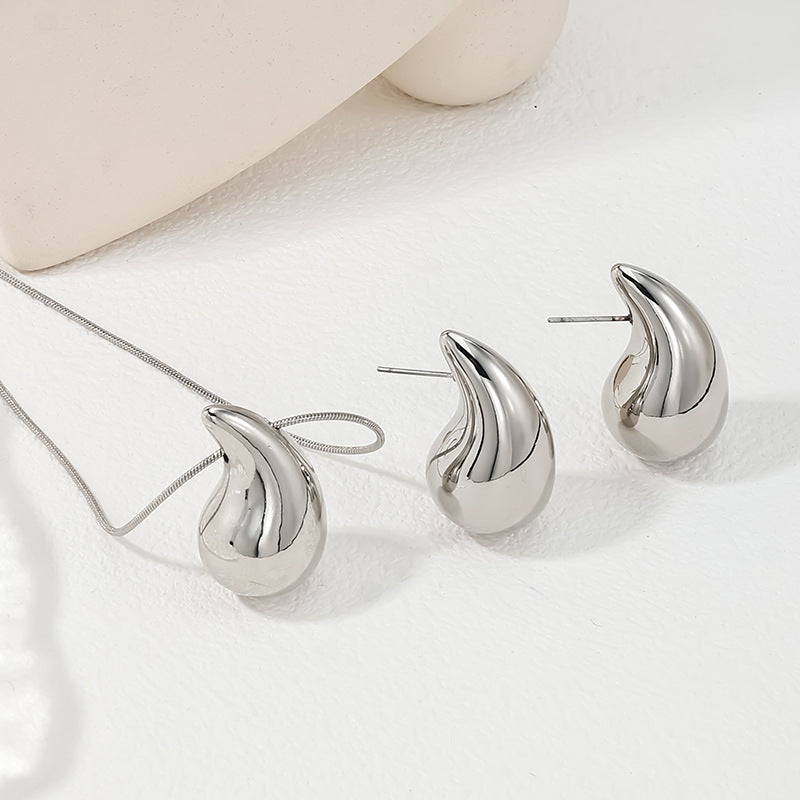 水滴長版項鍊耳環組－第二視角實拍｜https://igowo.tw/