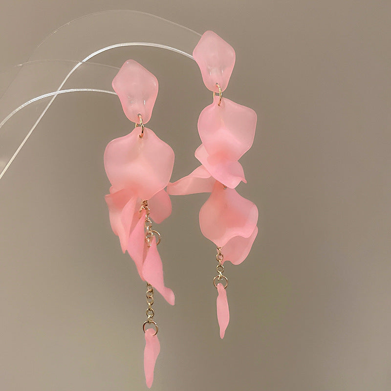 粉色樹脂花朵耳釘－細節特寫30｜https://igowo.tw/
