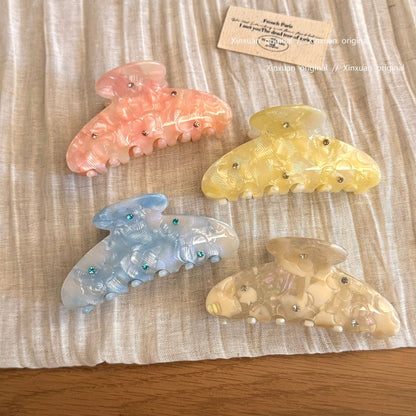 鑲鑽精雕鯊魚夾－粉色款細節｜https://igowo.tw/