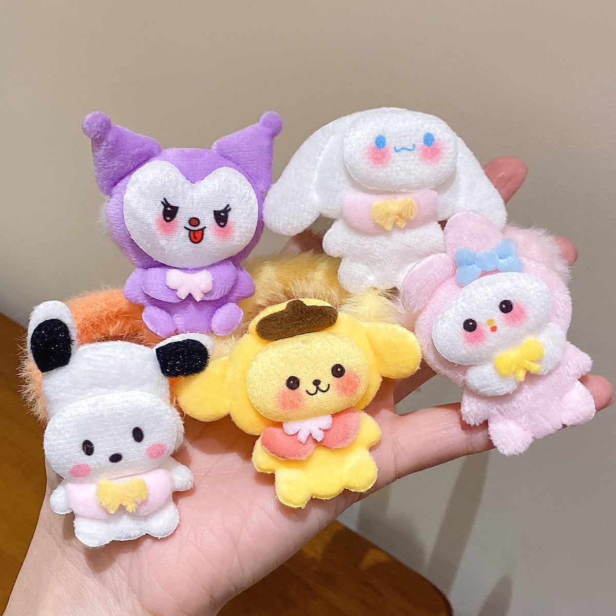 絨面彈力繩卡通髮圈－商品主圖｜https://igowo.tw/
