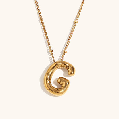 金色字母墜飾項鍊－細節特寫17｜https://igowo.tw/