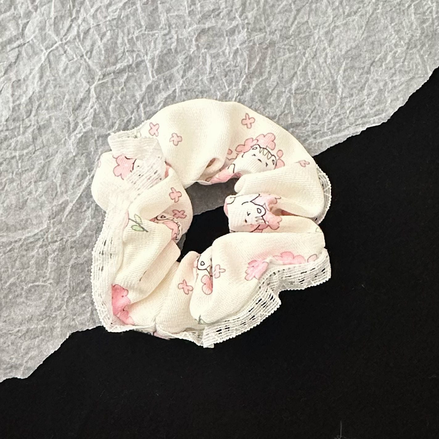 白色蕾絲大腸圈髮圈