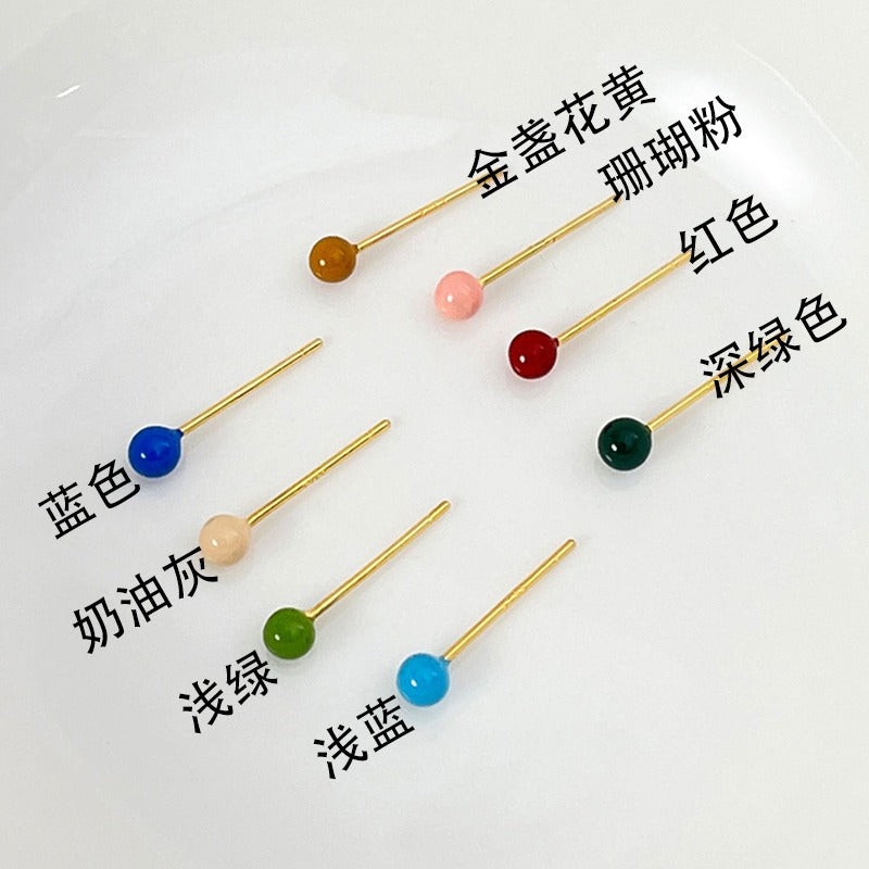 彩色銀針花朵耳釘－細節特寫2｜https://igowo.tw/