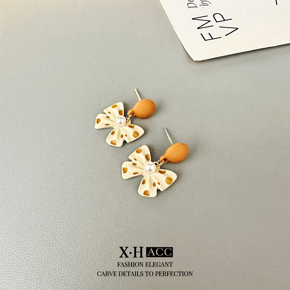 紅色銀針波點耳墜