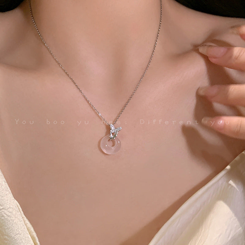 珍珠愛心墜飾項鍊－彩色鋯石星星項鍊款細節｜https://igowo.tw/