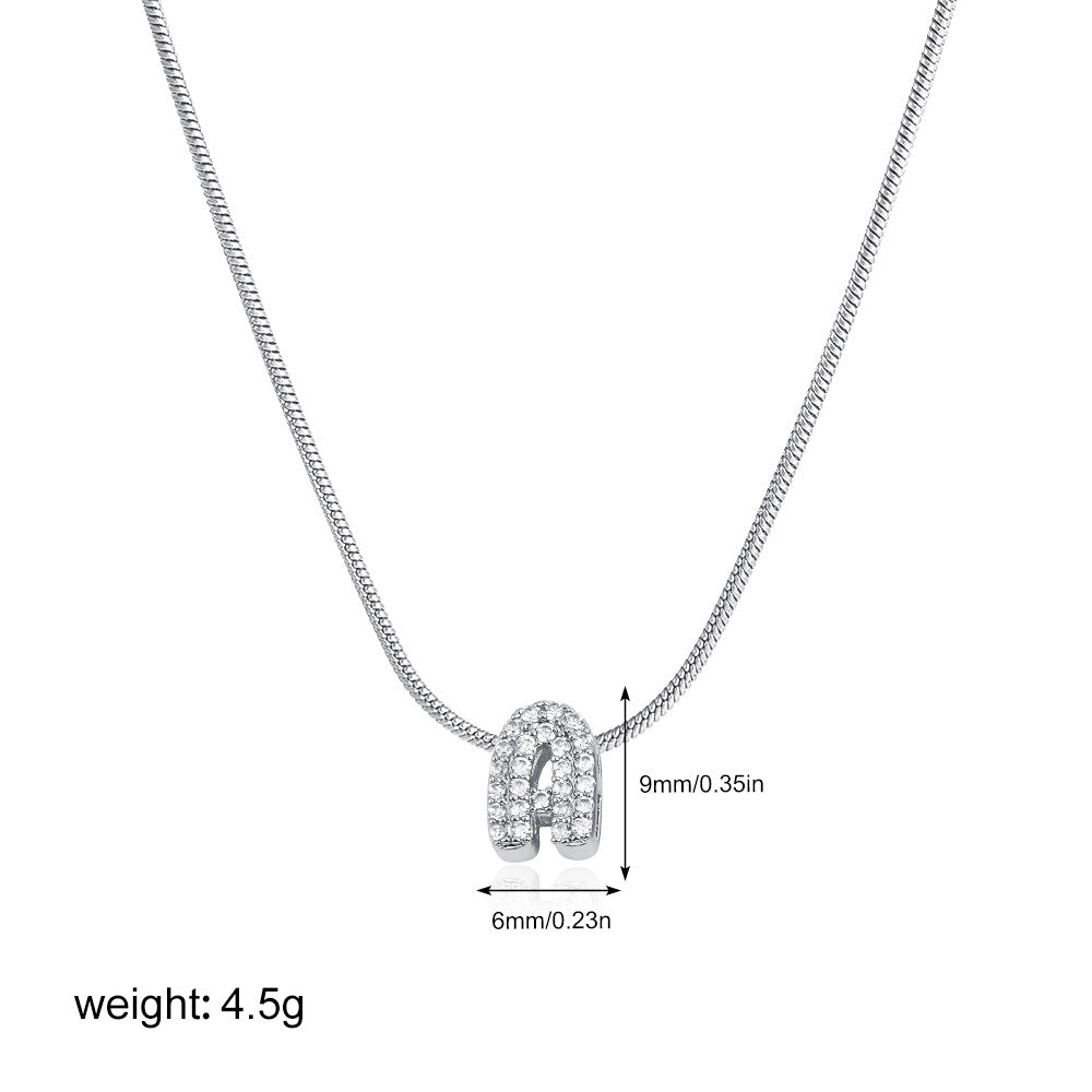 金色鋯石字母墜飾項鍊－細節特寫42｜https://igowo.tw/