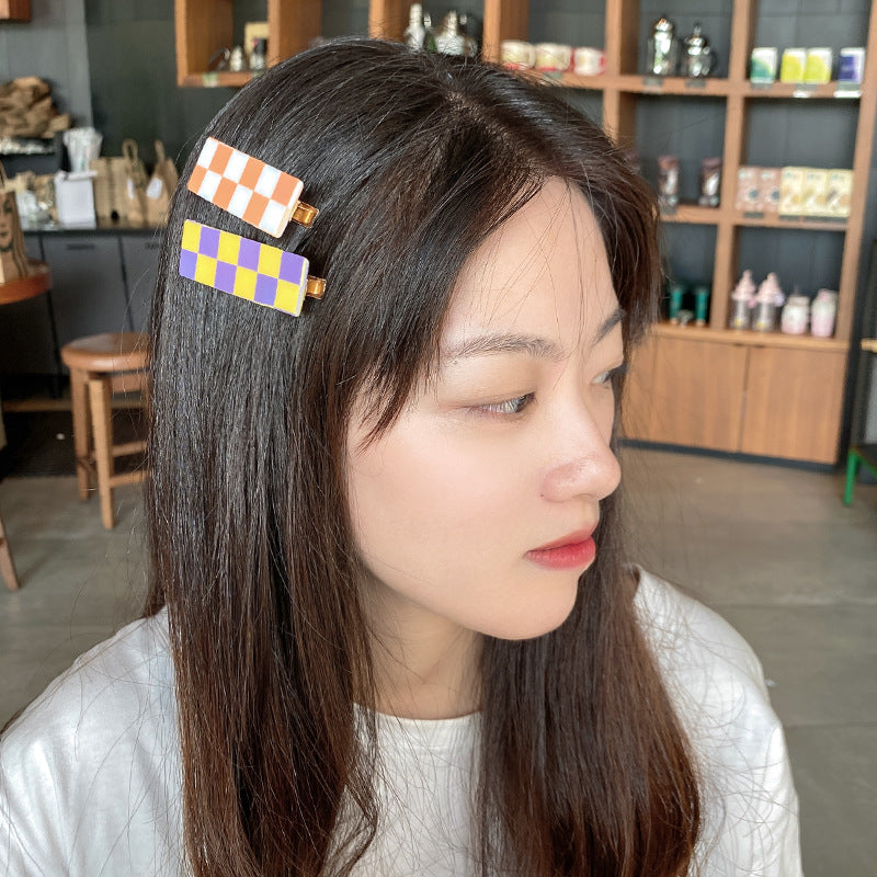彩色簡約髮夾－白綠波浪款實拍｜https://igowo.tw/