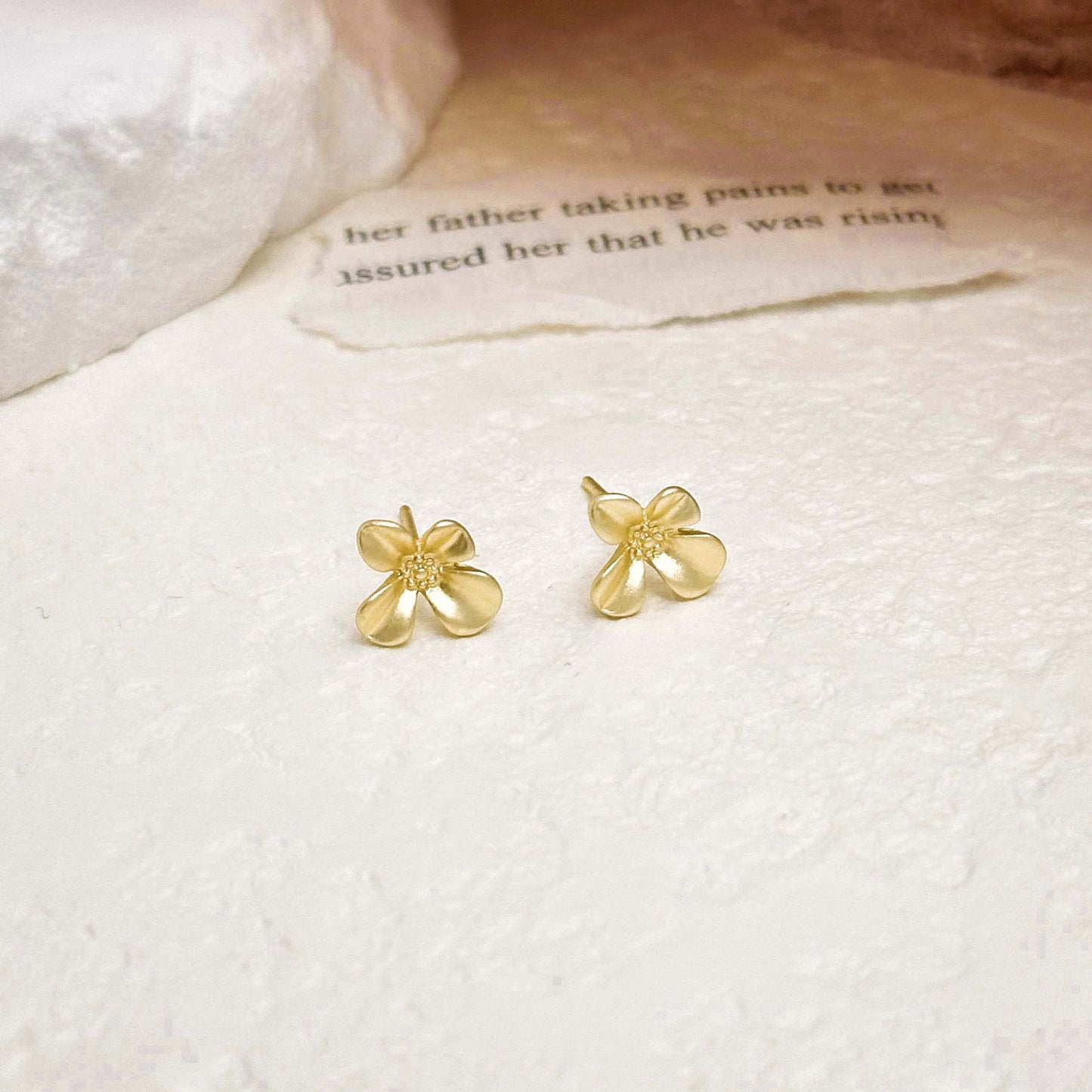 金屬簡約耳環