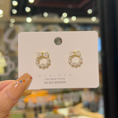 復古紅珍珠簡約耳釘－細節特寫6｜https://igowo.tw/