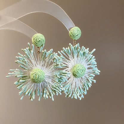 珍珠銀針花朵耳墜－細節特寫12｜https://igowo.tw/