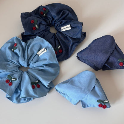 櫻桃蝴蝶結刺繡鯊魚夾－第二視角實拍｜https://igowo.tw/