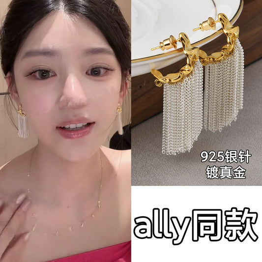 銀針C形流蘇復古耳釘－商品主圖｜https://igowo.tw/
