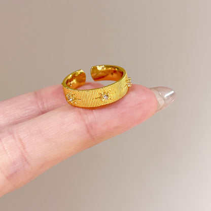 鋯石星星拉絲復古戒指－細節特寫12｜https://igowo.tw/
