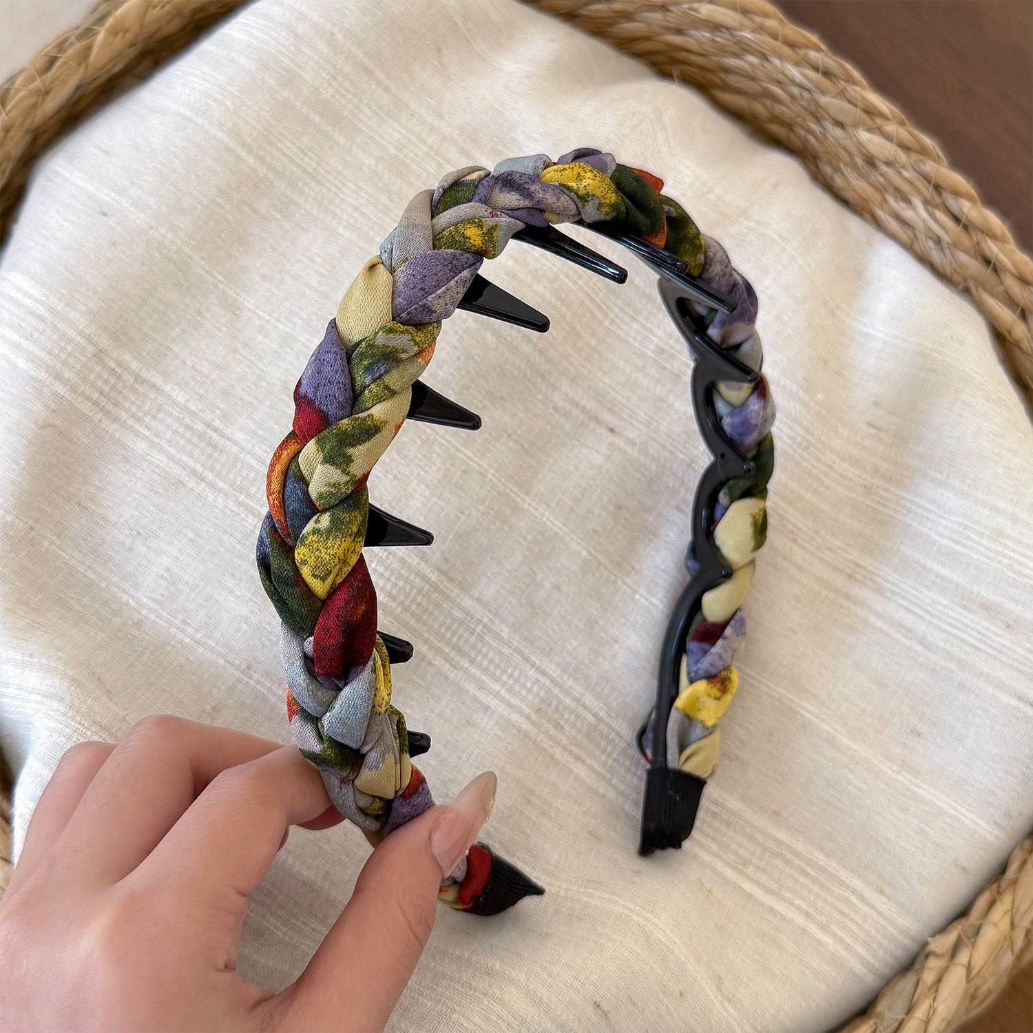彩色布面纏繞髮箍－商品主圖｜https://igowo.tw/