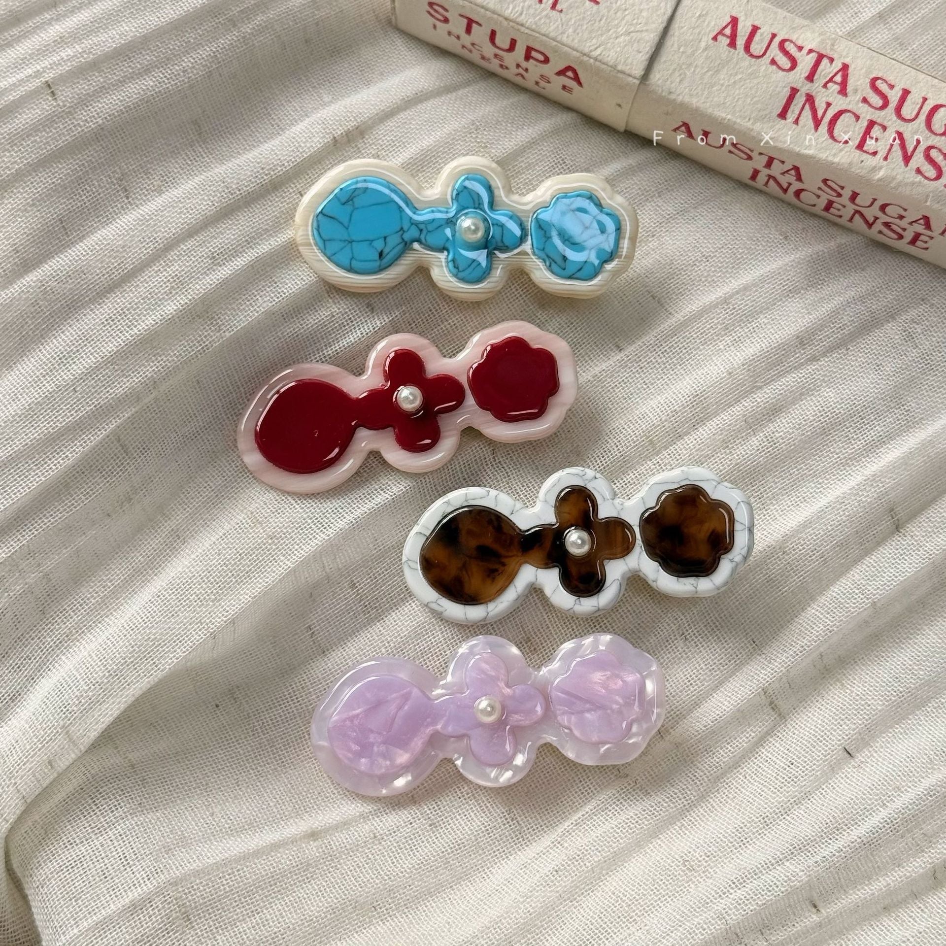 彩色醋酸板材花朵髮夾－商品主圖｜https://igowo.tw/