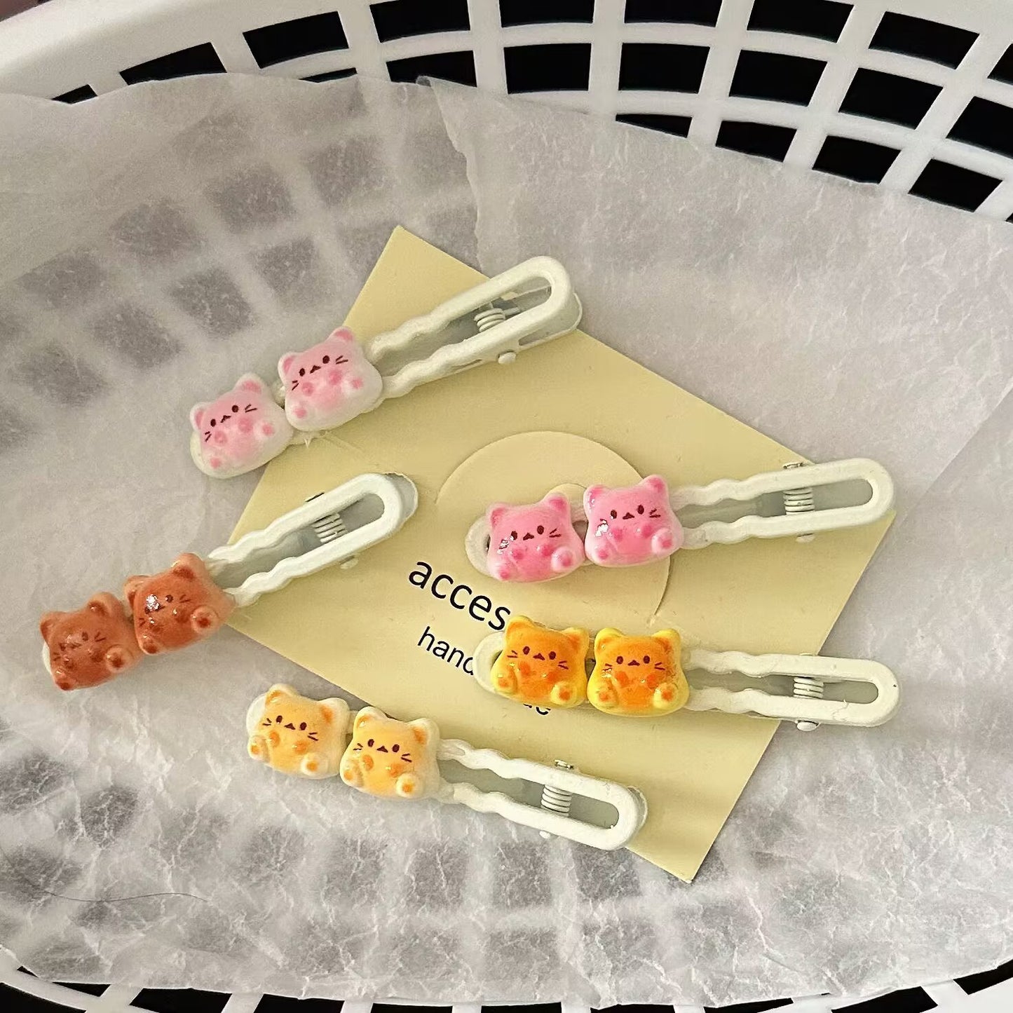 棕色貓咪波浪髮夾－商品主圖｜https://igowo.tw/