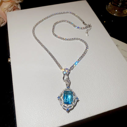鋯石水滴花朵墜飾項鍊