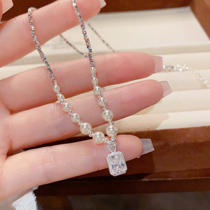 碎銀玻璃方形墜飾項鍊－商品主圖｜https://igowo.tw/