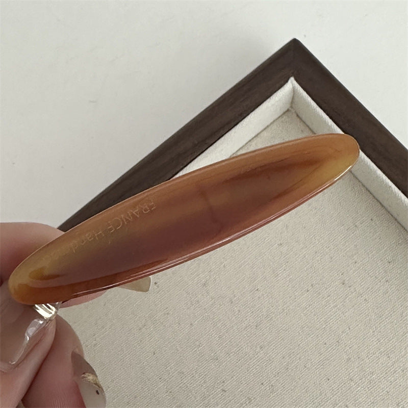 醋酸板材一字髮夾－細節特寫5｜https://igowo.tw/