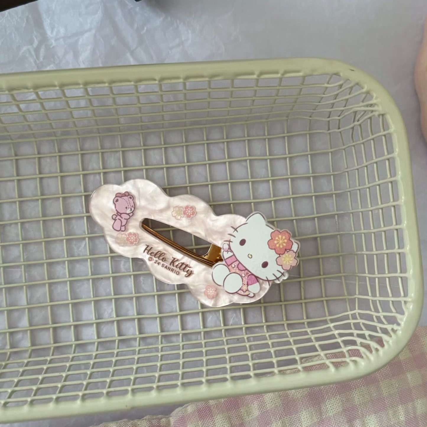 粉色壓克力貓咪髮夾